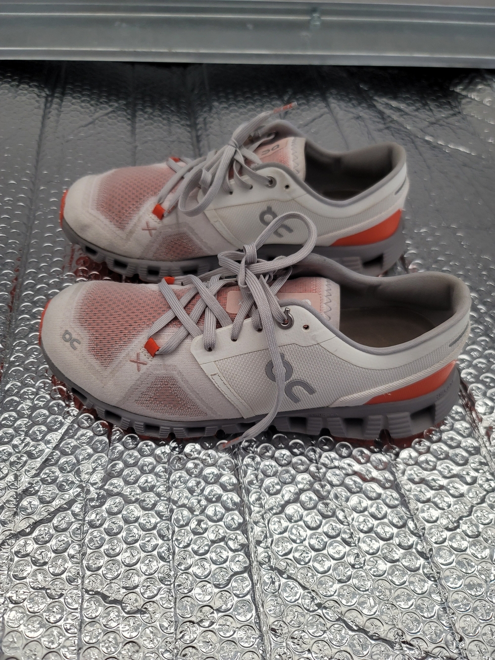 On Running Cloud Women's Running Shoes in Light Gray and Coral